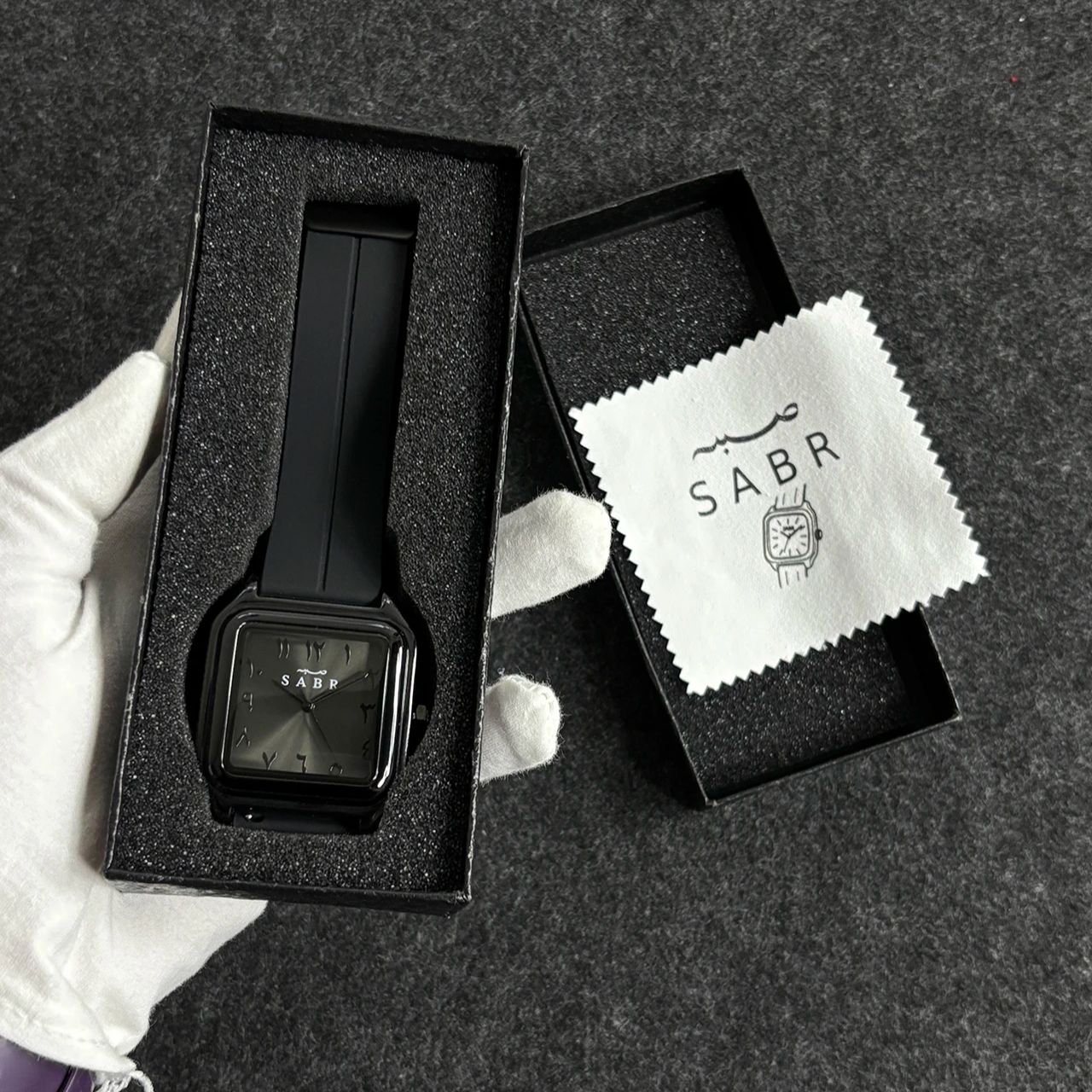 SABR Orologio con numeri arabi - Luxury Watch With Rubber Strap recensione e prezzo